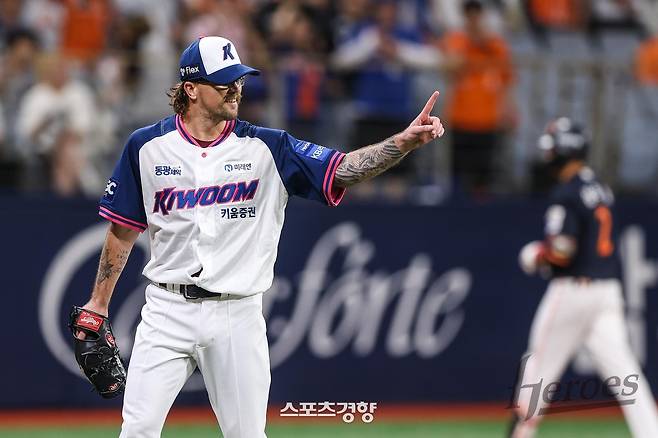 10개 구단이 탐낸 아시아쿼터 후보 라클란 웰스, LG 유니폼 입는다