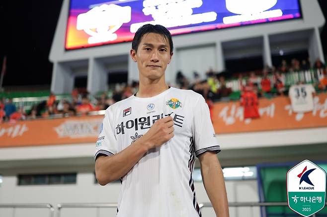 “친정팀에 대한 예우” 결국 눈물까지…‘2주 전 전역→김천전 결승골’ 강원 박상혁이 보여준 진심