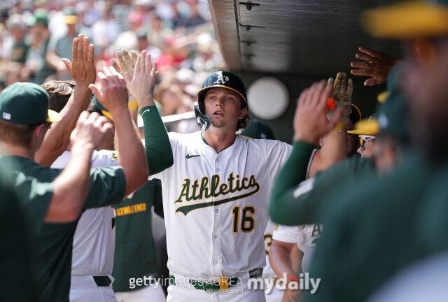 '안타→홈런→2루타→홈런→홈런→홈런' 역시 만장일치…ML 1호 역사 쓴 03년생 루키, AL 신인왕은 당연했다