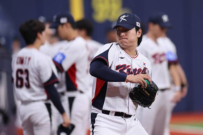 경험 쌓으랬더니 한국을 이끌고 있네…20대 강속구 투수들, 어떻게 '국제경쟁력' 주역이 됐나