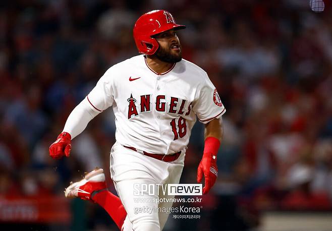 배지환 전격 영입하더니, 정작 못 믿는다고? 두산 퇴출 선수까지 영입, 내년 경쟁 험난하다