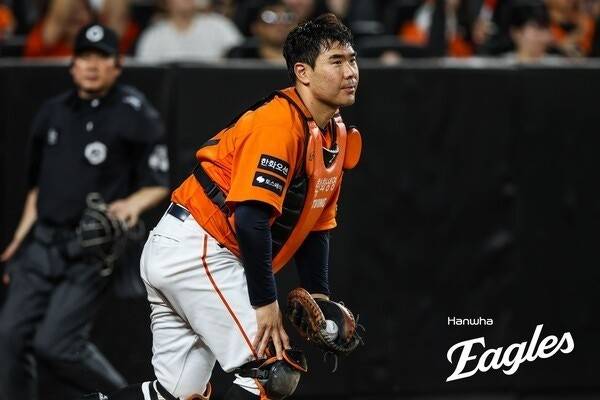 충격의 4년 69억 FA 계약→역대급 실패작→한화 백업→플레잉 코치까지...2위팀 포수 이재원, 2026시즌 플레잉코치로 출발