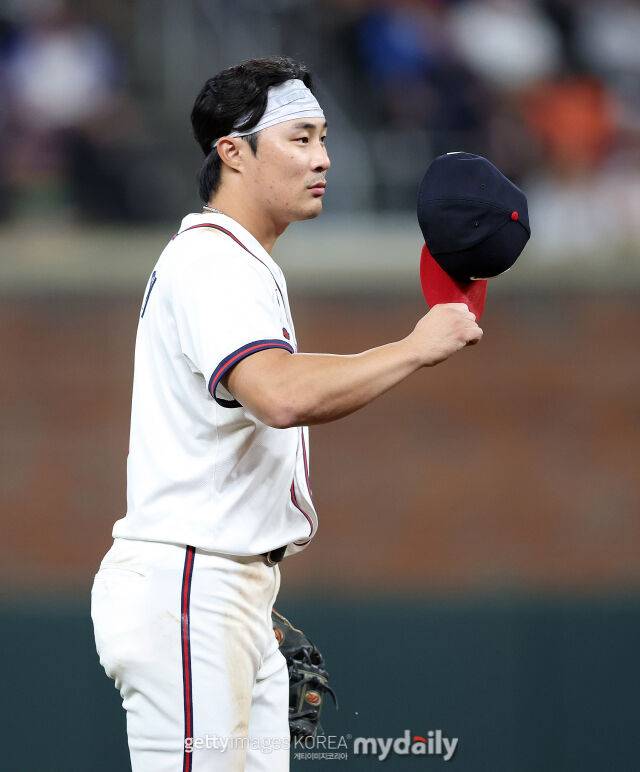 “김하성 2년 2600만달러 FA 계약 예상” 36세 다저스 WS 2연패 히어로와 큰 차이 없다? 유격수 2티어 ‘인정’