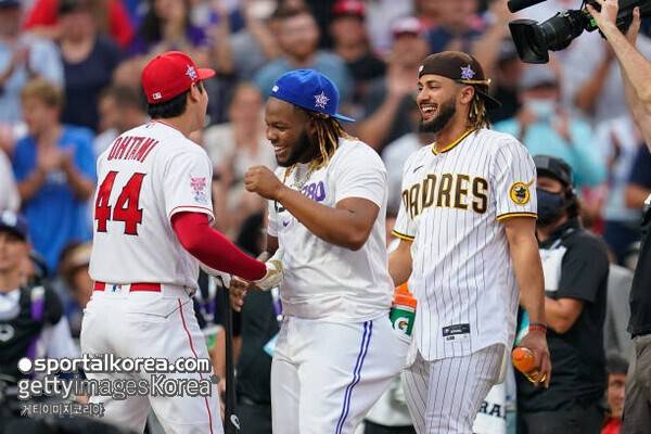 다저스, 오타니에 필적할 슈퍼스타 품나? '5천억 사나이' 트레이드설 급부상…美