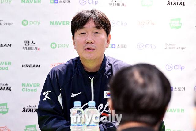 '아뿔싸' 류지현 감독, 최강 WBC 멤버 못 꾸리나…'LAD 우승 주역' 한국계 유틸리티 발목 수술