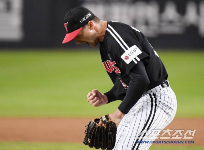 LG 사실상 외국인 구성 완료. 3명 재계약+웰스 메디컬 테스트만 남아. 김현수,박해민만 잡으면 끝