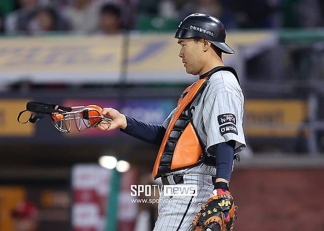 ‘파격’ 한화는 어떤 확신이 있었나, 입단 2년 만에 플레잉코치라니,… 세 토끼 다 잡은 '한 수'