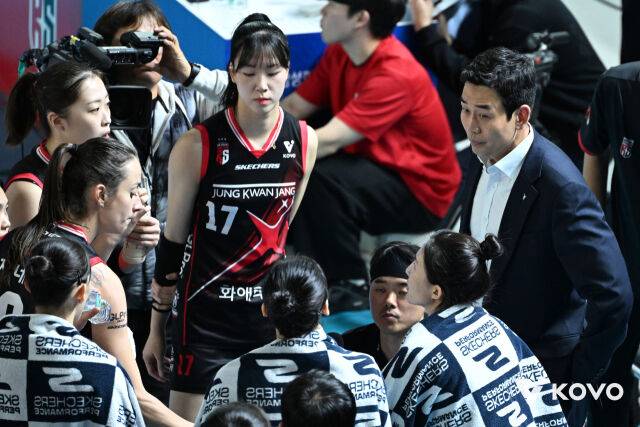 할 말 잃은 정관장 고희진 감독 “36경기 중 정말 안 풀리는 경기였다” [MD대전]