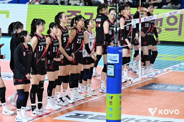 할 말 잃은 정관장 고희진 감독 “36경기 중 정말 안 풀리는 경기였다” [MD대전]