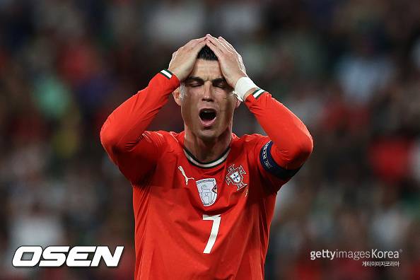 ‘호날두 은퇴선언’에 포르투갈 기자의 팩트폭행 “호날두, 메시 이길 수 없어…남은 것은 숫자 뿐”