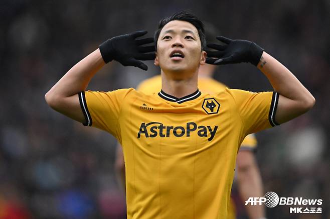 황희찬의 울버햄프턴, 위약금 약 57~76억 내고 미들즈브러 5개월 차 에드워즈 감독 전격 선임···“집으로 돌아온 기분”