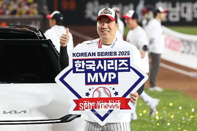 LG 김현수-박해민 잔류 총력전… 그런데 외부에서 ‘오버페이’하면 놓친다고 왜?