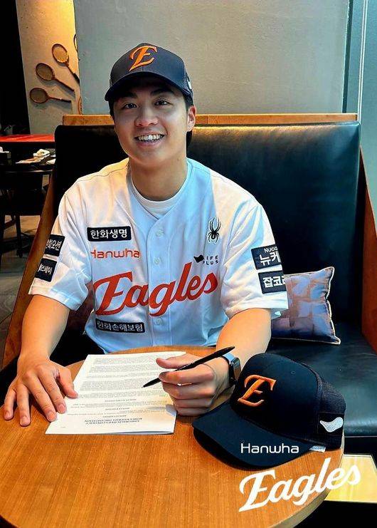 한화, 아시아쿼터로 일본서 활약한 대만 좌완 투수 왕옌청 영입…연봉 10만 달러 '최고 시속 154km'