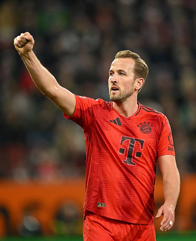 英 단독 떴다, 손흥민 단기 임대영입 추진했던 바르셀로나 ‘파격 결단’…‘바이아웃 110,000,000,000원’ 케인 노린다, ‘최우선 영입 대상’ 낙점