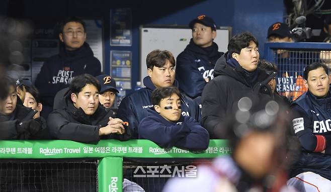 8년 170억인데 고작 9승? 류현진의 ‘찐’ 가치는 따로 있다…‘꼴찌 DNA’ 한화를 바꾼 숨은 1등 공신 [SS포커스]