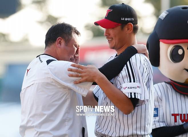눈물로 떠나보낸 '롸켓', LG는 기다렸다