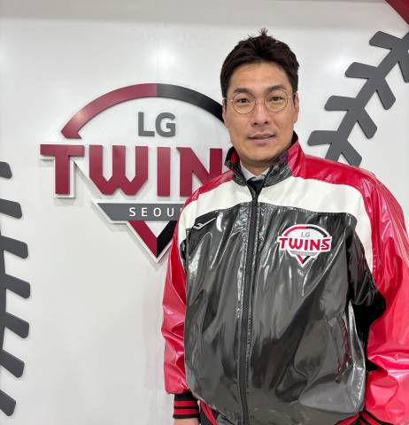 눈물로 떠나보낸 '롸켓', LG는 기다렸다