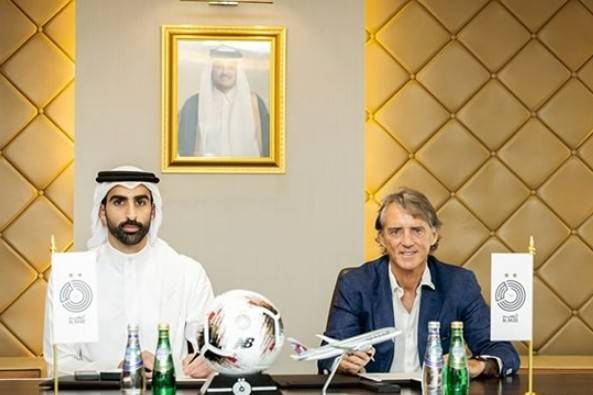 [오피셜] '韓 최악의 감독' 클린스만에게 완패→한국전 조기 퇴장...굴욕 맛봤던 명장, 1년 만에 아시아 복귀