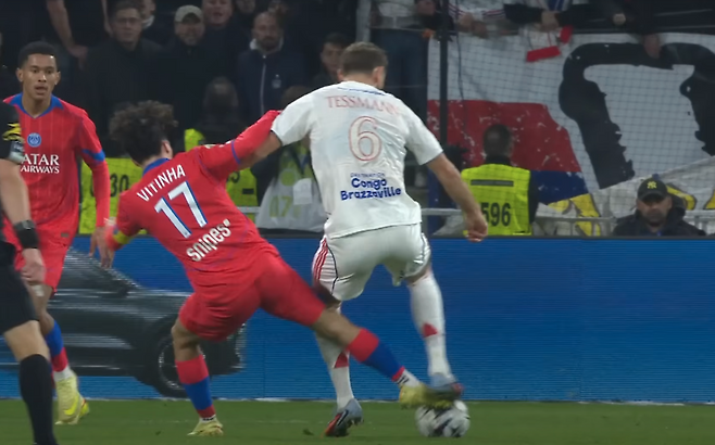 [공식발표] 사실 이강인 ‘결승골 AS’ 아니었다…프랑스축구협회 ‘오심 인정’, “파울로 취소됐어야”