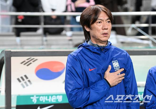 홍명보호 경사! 韓 역사상 최초 월드컵 2포트, 거의 다 왔다...23위 에콰도르, 캐나다와 0-0 무 '볼리비아-가나전 충격패 절대 금물'