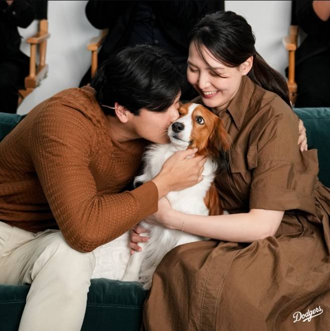 아내는 NO, 반려견에만 입맞춤, 오타니는 왜 그랬을까…