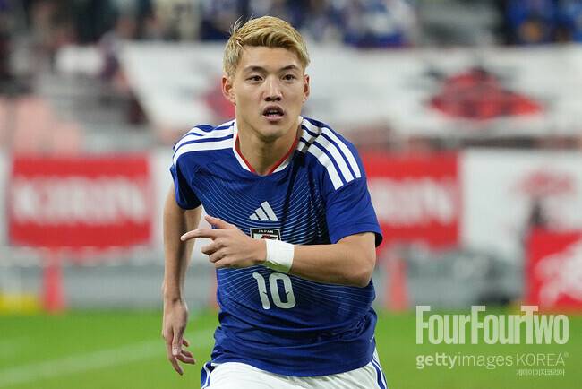 [442.review] ‘미나미노 선제골 + 도안 추가골’ 일본, 가나에 2-0 완승… 끝까지 이어진 압박으로 가나 완전 봉쇄