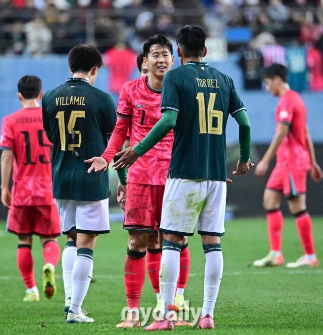 평가전 의미 무색해진 전반전...볼리비아전 경기 과열! 홍명보호 '부상 위험' 최고조 [MD현장]