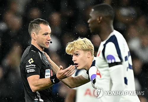 손흥민 그렇게 아꼈는데, 뇌진탕이라니…토트넘 최고 미남 MF, 후유증 심각→스웨덴 대표팀서 즉시 복귀