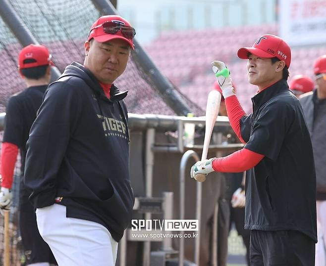 박찬호 잡아달라고 그렇게 부탁했는데… 이범호 또 FA 시장 시련, ‘우승 도전’ 시작부터 암초