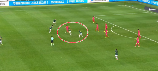 독박 축구! 이강인 안 도와줘도 혼자서 버텼다…거친 볼리비아에 밀리지 않고 터프함까지 과시