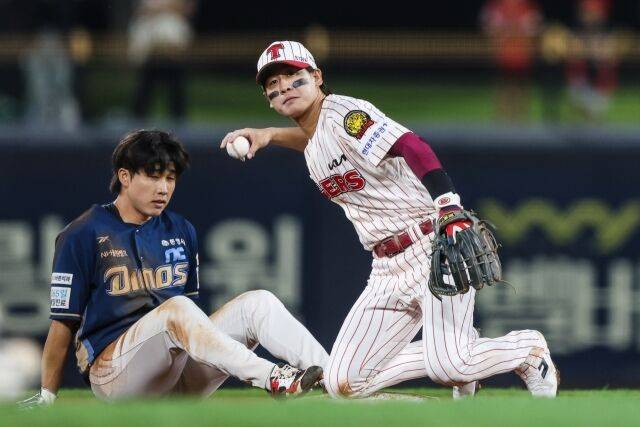 꽃범호에게 3년 연속 외부 FA 선물 없다? KIA에 박찬호 두산행은 마음 아프다…강백호 영입은 사실상 어렵다