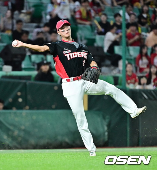 제2의 마차도 아니면 아시아쿼터...FA 박찬호 대안 찾는 KIA, 외인에서 답 찾을까