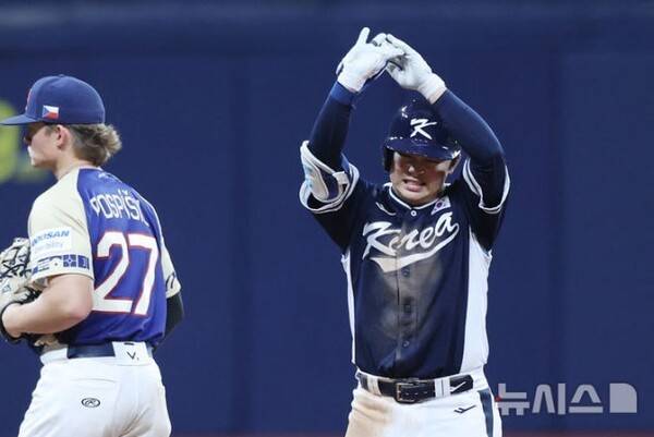 이런 말도 안 되는 오심이 있나? 韓·日전 역대급 오심에 한국 펑펑 울었다! 심판 판정으로 문현빈 안타 날아가