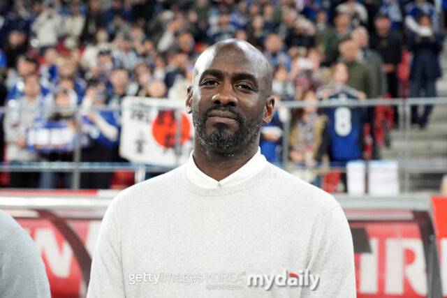 [오피셜] 일본에서 월드컵 첫 출전 꿈 산산조각 났다…가나 미드필더, 태클 후 시즌 아웃 부상