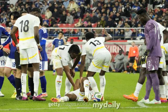 [오피셜] 일본에서 월드컵 첫 출전 꿈 산산조각 났다…가나 미드필더, 태클 후 시즌 아웃 부상