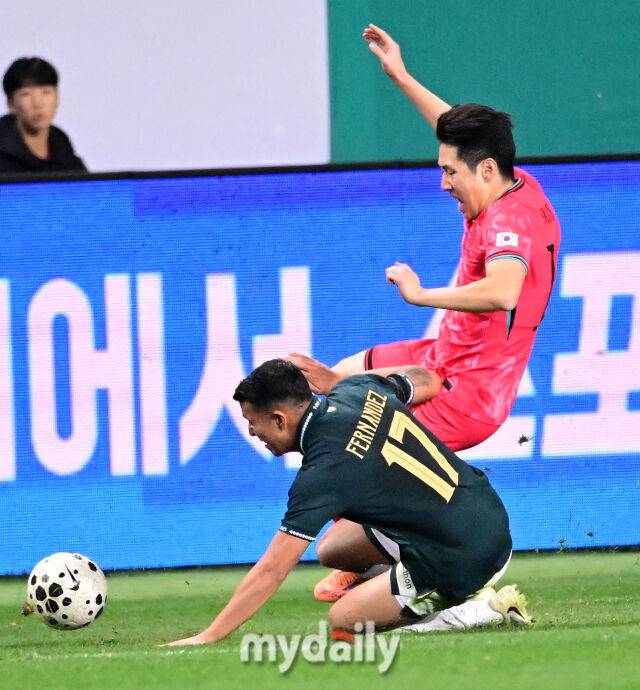 '남미 국가가 감당할 수 없는 수준, 전성기 외질-모드리치 합친 것 같다'…프랑스 매체 이강인 집중 조명