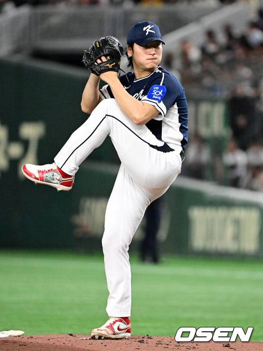 '한일전 10연패 수렁' 한국야구 충격, 안현민-송성문 백투백 홈런에도 4-11 역전패…여전히 일본 벽은 높았다 [도쿄 리뷰]