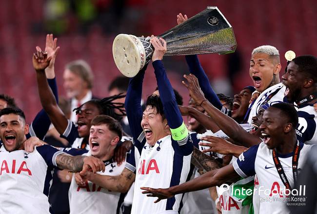 토트넘 역대 베스트 일레븐에 손흥민이 없다니...'173골 101도움' 트루 레전드 무시하나