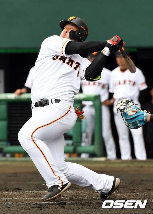 일본 거포 보려고 ML 10개 구단 넘게 왔는데…대체 왜 한국전 1타석 만에 교체됐나