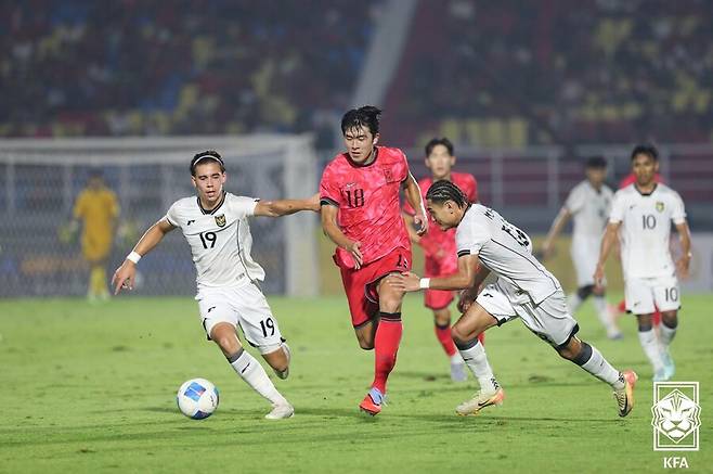참사 반복! 韓 축구 심각하다! 사우디에 0-6, 중국에도 2연패…이민성호, 아시아 동네북 조짐 '위험 신호'