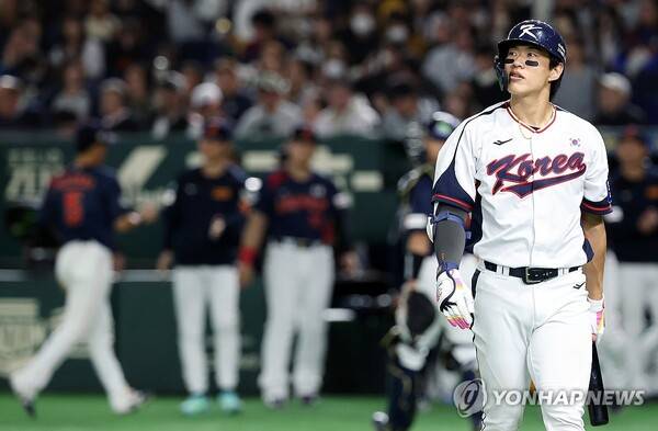 7회 희플로 5-6 만든 한국, 얕은 안타때 홈파고들다 동점기회 놓쳐 [야구 한일전]