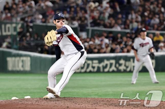 '9회 혼신투' 김서현 없었다면 '기적의 한일전 7-7 무승부' 없었다, 천금 같은 1이닝 위기 대탈출 '참 잘했다'