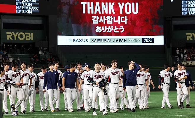 “끝날 때까지 끝난 게 아니다” 9회말 2아웃에 터진 김주원의 극적인 동점 솔로포, 한국 야구의 체면을 세웠다