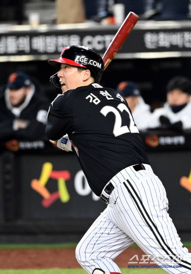 '38세 47억원' 최형우가 제시한 '김현수의 길'…42세 새 이정표 제시할까