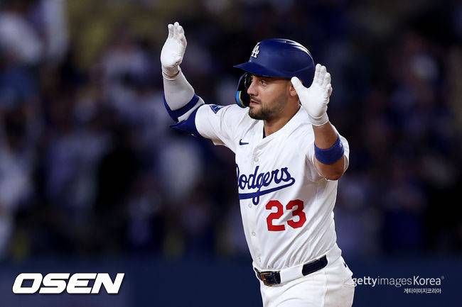 다저스 팬들 분노케 했던 '먹튀' 외야수, FA 되자 샌디에이고행?