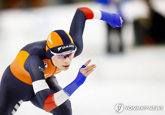 이상화 세계기록, 12년 만에 깨졌다…'36초36' 역사 속으로