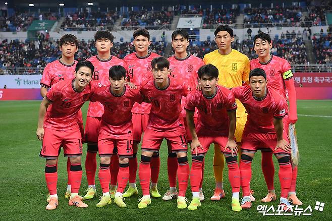 홍명보호 축하합니다! 韓 축구사 새로 썼다! 역대 최초 월드컵 '포트2 진입' 확정…노르웨이, 이탈리아 이겨줘서 고마워