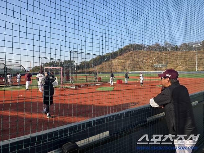 왜 한일전서 잘해버리냐...송성문 ML 가면 3루수 누구냐고요?