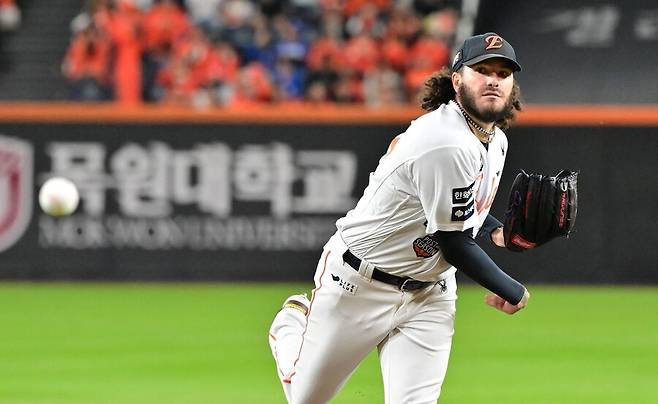 ‘고우석 악몽 선명한데’ 황새 따라가다 가랑이 찢어졌다… 또 KBO 최고 스타로 복권 긁을까