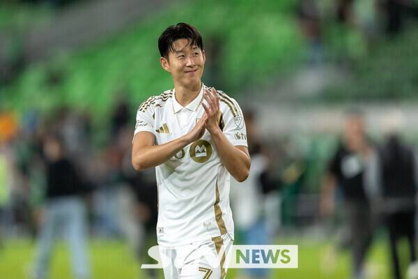 [오피셜] '손흥민 효과→매진 확정' LAFCvs밴쿠버 맞대결, 5만 3,000명 티켓 역대 최다 관중
